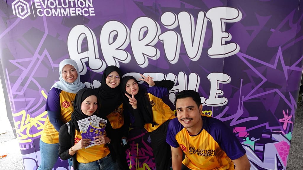 EVOCOM Brings Job Opportunities to Rider Communities at Sibu & Melaka Bike Week sbw 3